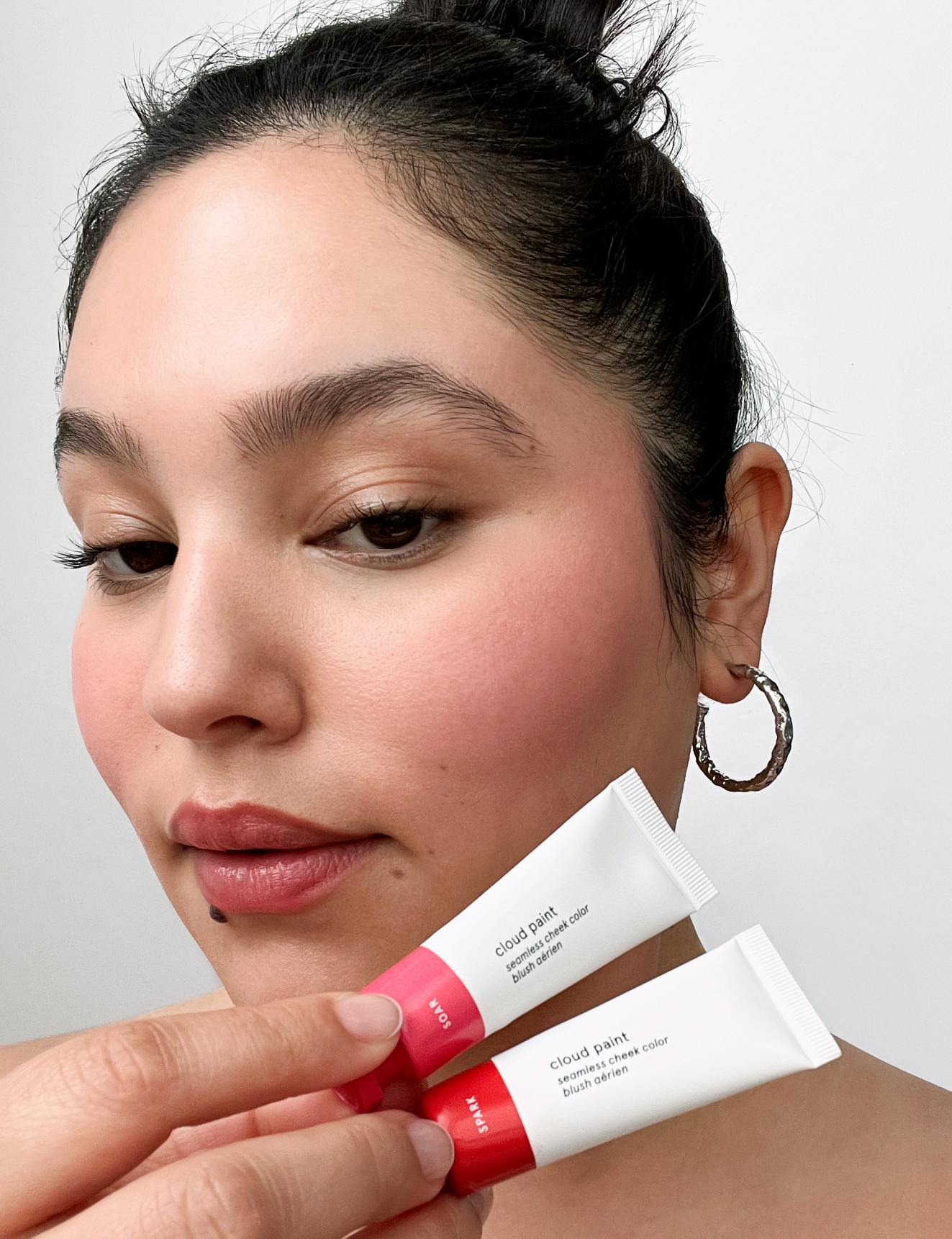 Bianca wears Cloud Paint in Soar and Wisp